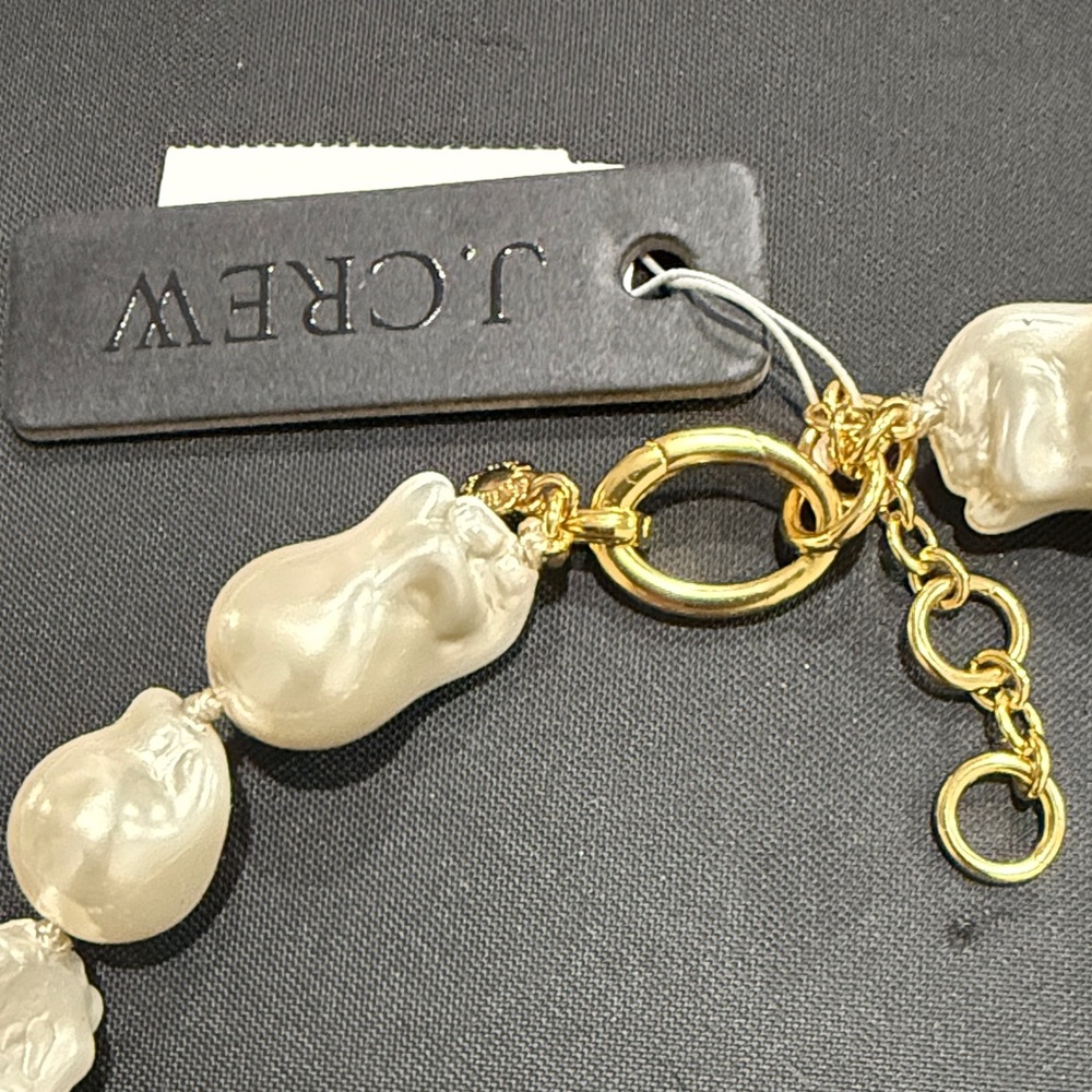 J. Crew Baroque pearl bow necklace - Picture 2 of 3